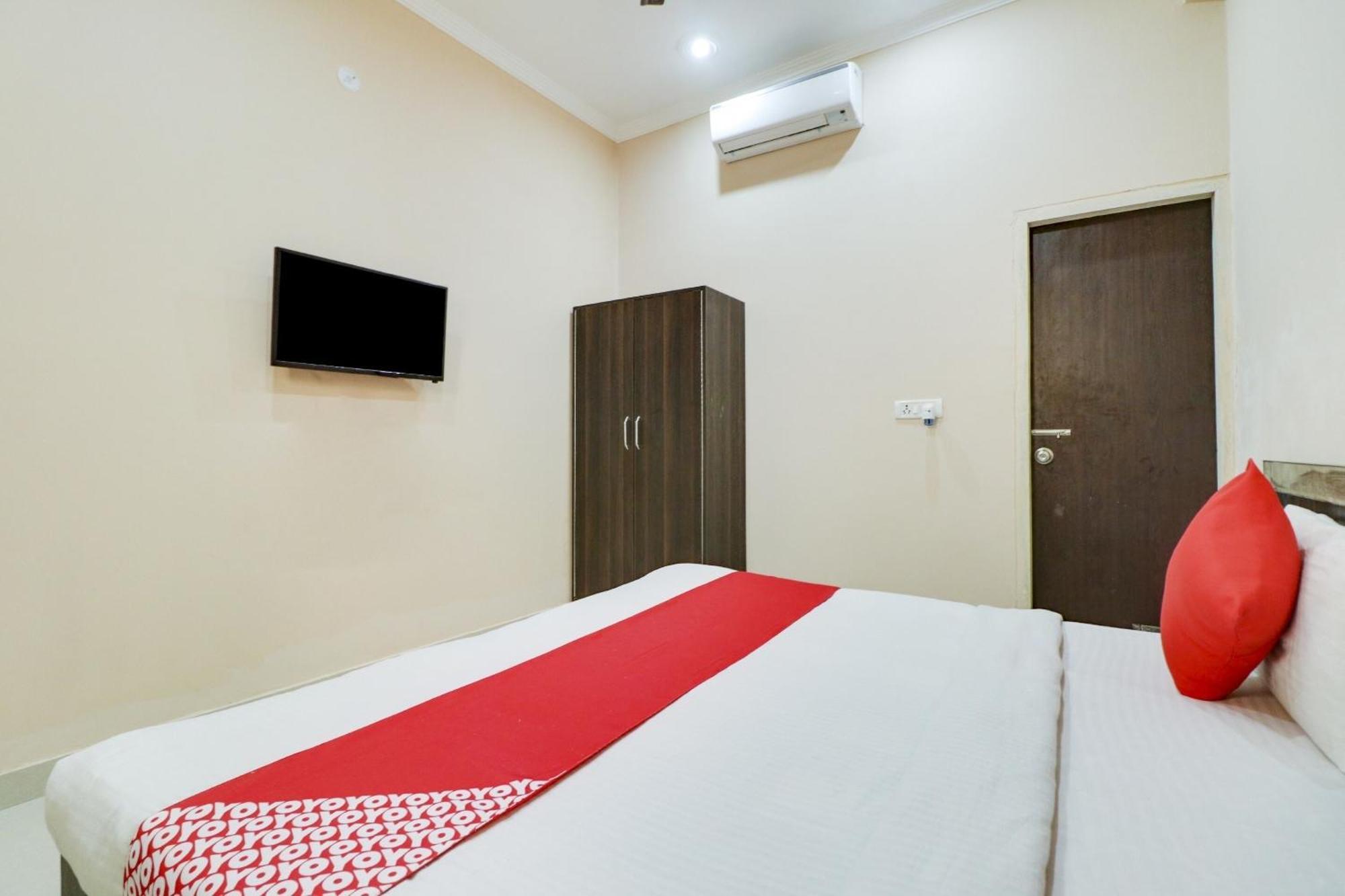 Oyo Flagship 75440 Relax Inn Greater Noida Luaran gambar